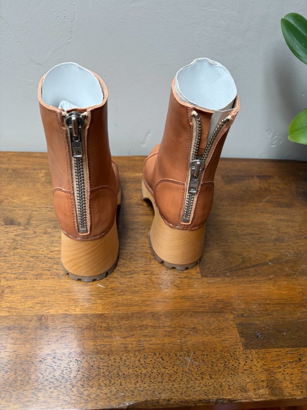Swedish Hasbeens Women’s Tan Leather Stitchy Ankle Boots Size 36 NWOB - Picture 4 of 5